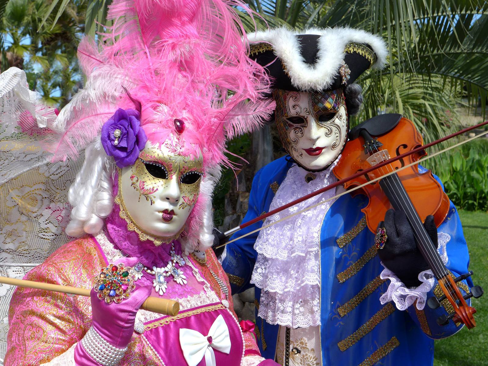 Couple en costume au Carnaval de Venise